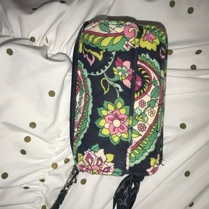 vera bradley wallet wristlet